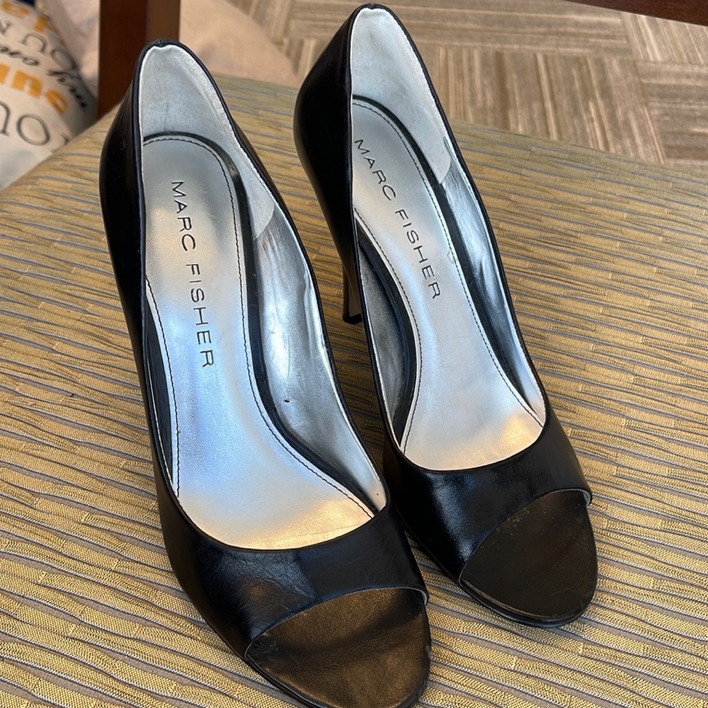 Marc Fisher peep toe shoes